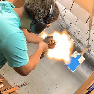 Meet your Posher, Jonatan